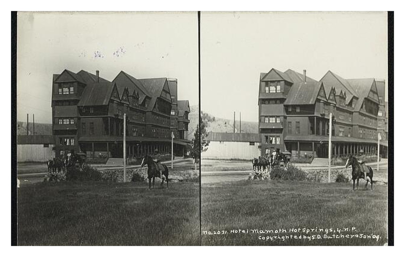 Yellowstone Mammoth Hot Springs Hotel Standard Postcard