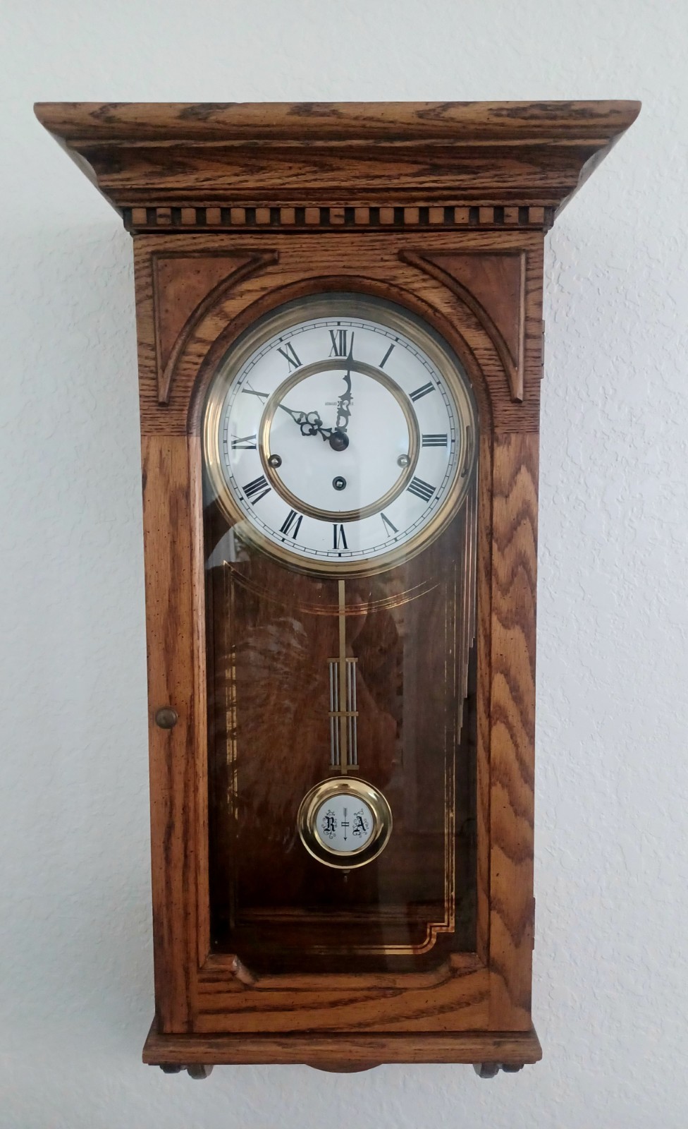 FALL SALE Howard Miller Triple Chime LARGE Wall Clock - 612-575-GOOD COND FALL SALE Howard Miller Triple Chime LARGE Wall Clock - 612-575-GOOD COND
