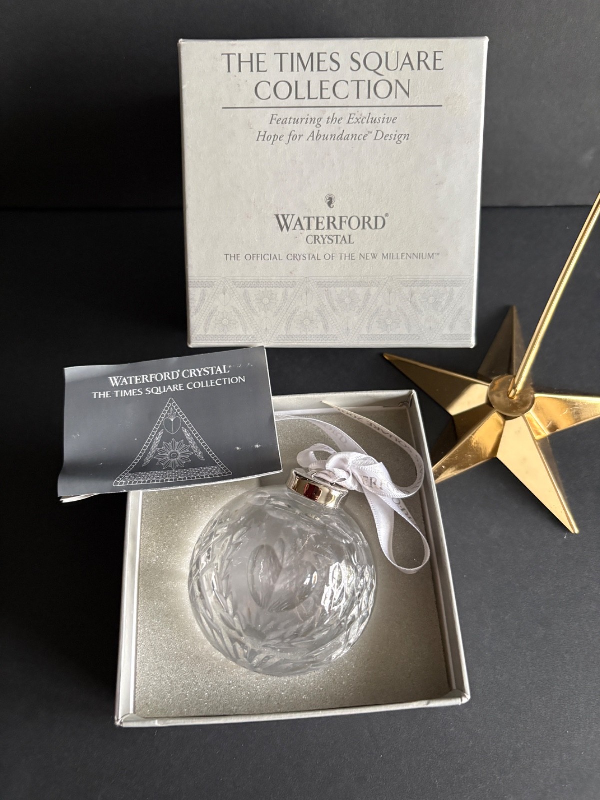 WATERFORD TIMES SQUARE BALL ORNAMENT HOPE FOR ABUNDANCE 2001 MIB