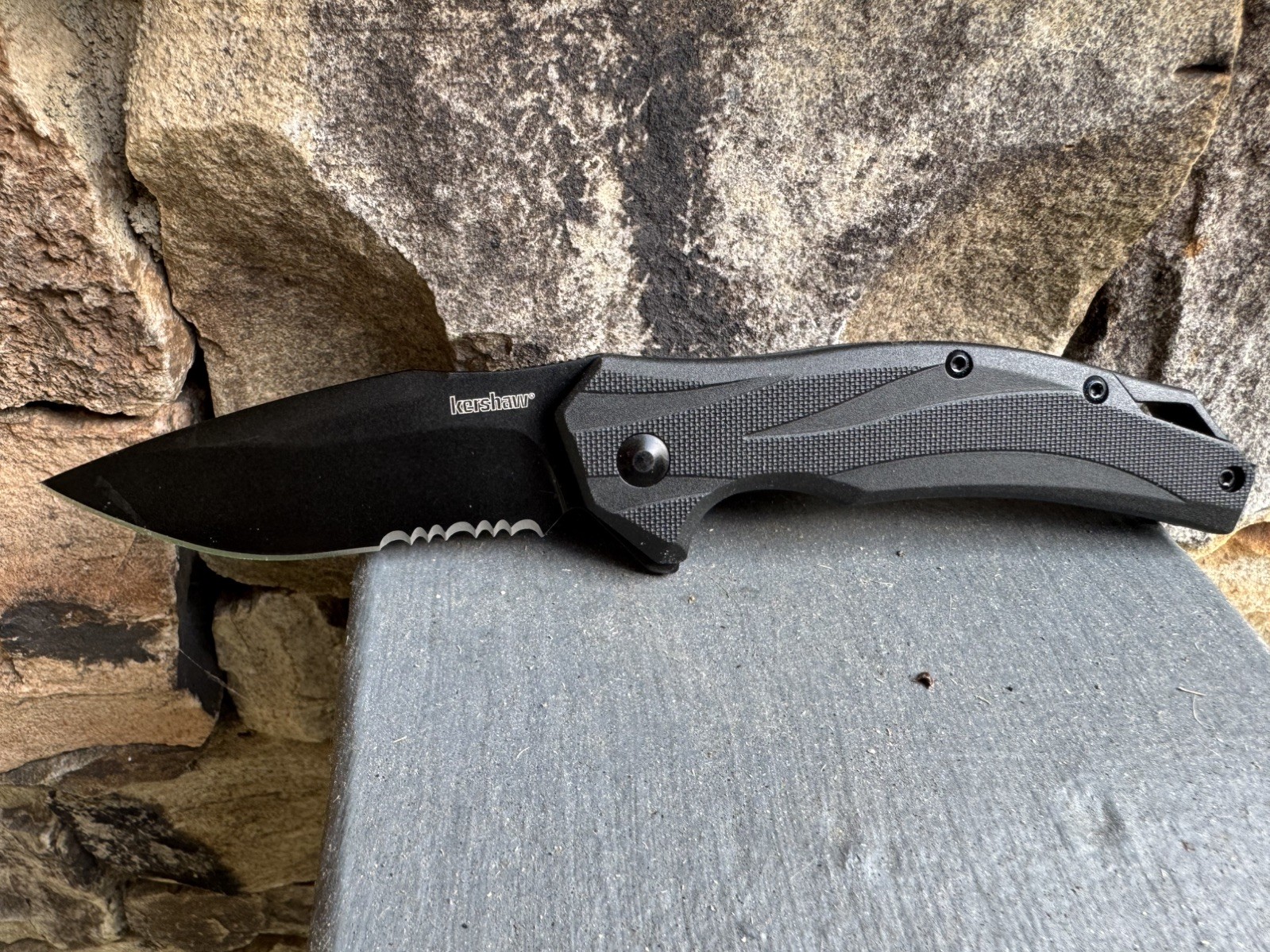Kershaw Lateral 1645BLKST Black Serrated Drop Point Pocketknife, Clip Kershaw Lateral 1645BLKST Black Serrated Drop Point Pocketknife, Clip