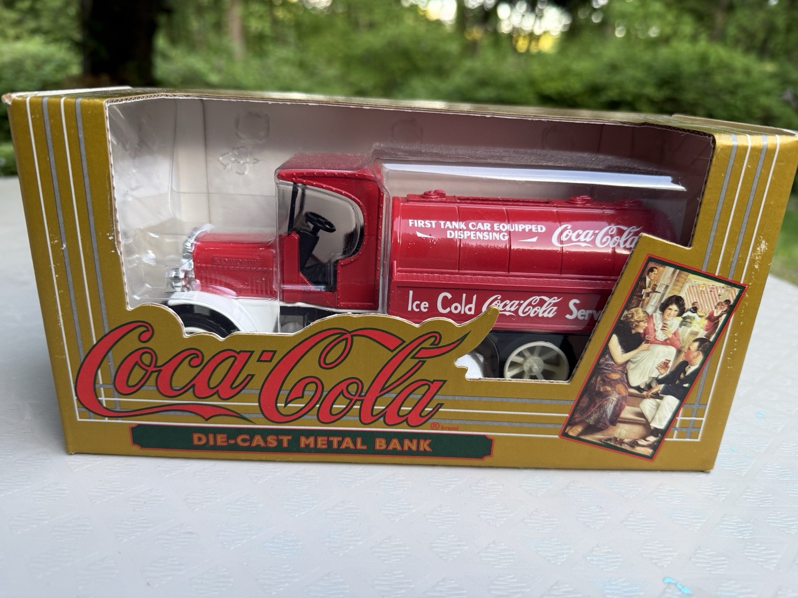1994 Ertl Coca-Cola Die Cast Metal Bank Tanker Truck In Original Box