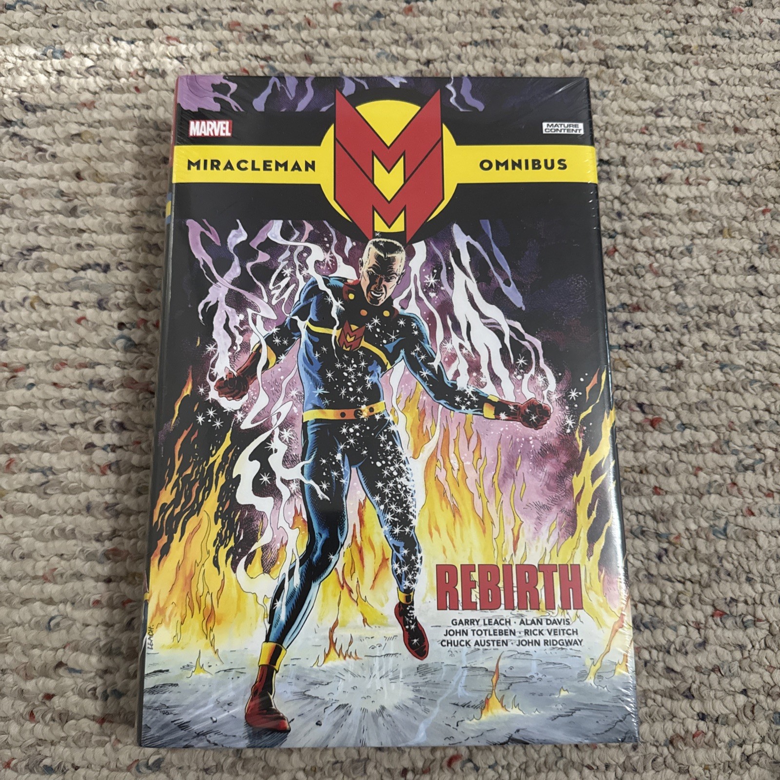 MIRACLEMAN OMNIBUS HARDCOVER Garry Leach DM Variant Marvel Comics HC MIRACLEMAN OMNIBUS HARDCOVER Garry Leach DM Variant Marvel Comics HC