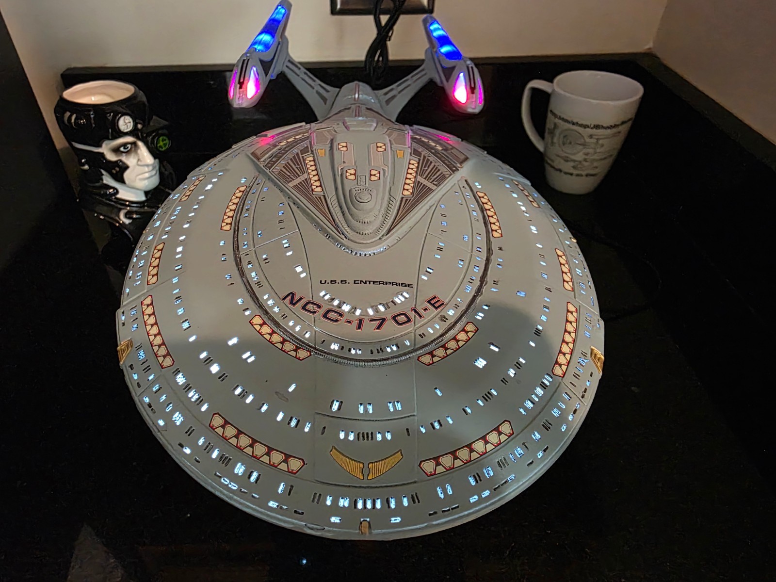 Handmade Star Trek USS Enterprise 1701E First Contact model prop ship