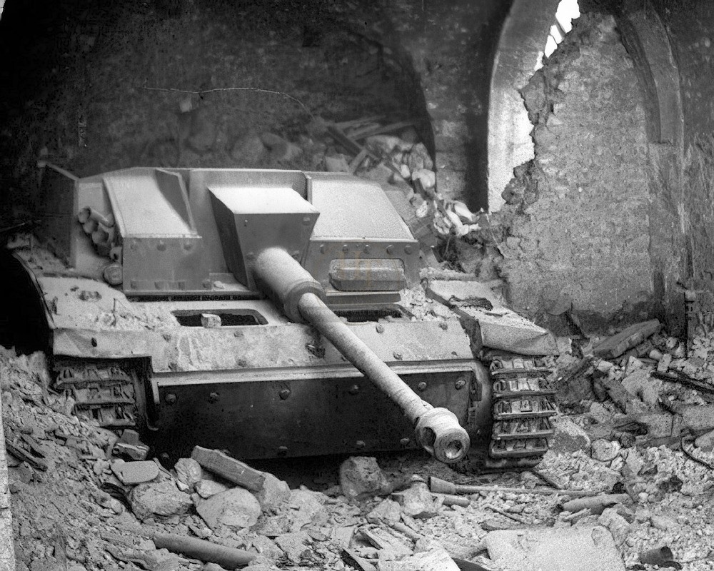 Cassino Ruins Knocked-Out German StuG WWII 8x10 Photo Print HT4136512
