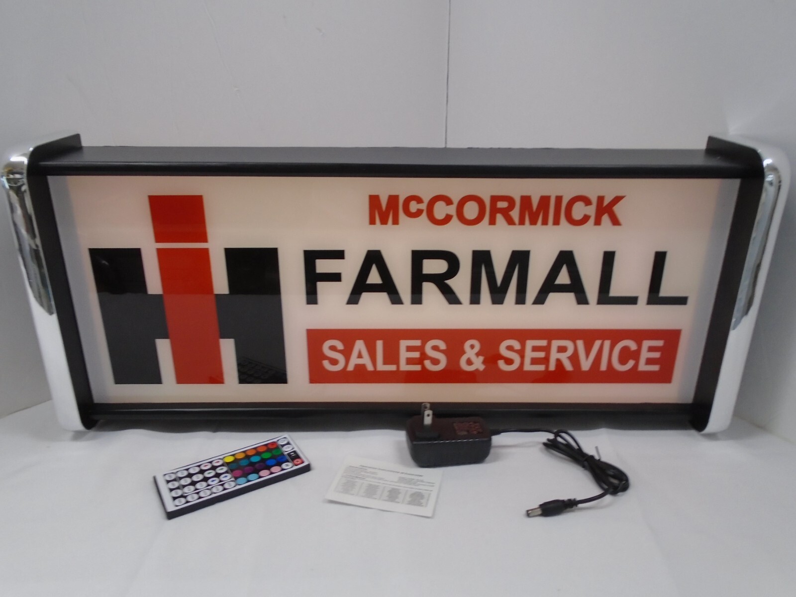 Farmall McCormick IH LED Display lighted sign lightbox Wall Hanging Light Farmall McCormick IH LED Display lighted sign lightbox Wall Hanging Light