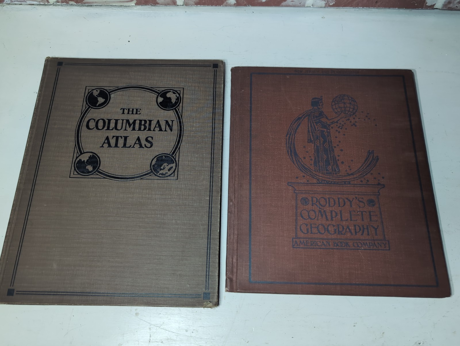 Antique 1902 Roddy's geography 1925 Rand Mcnally Colombian Atlas Book, Maps