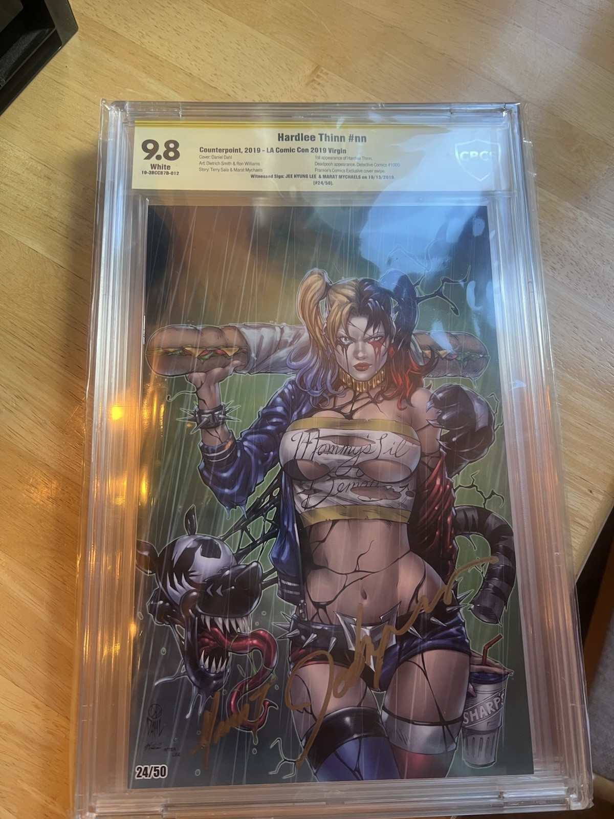 Hardlee Thinn Comic Book CBCS 9.8  Signed By Marat Mychaels LA Comic Con Ex