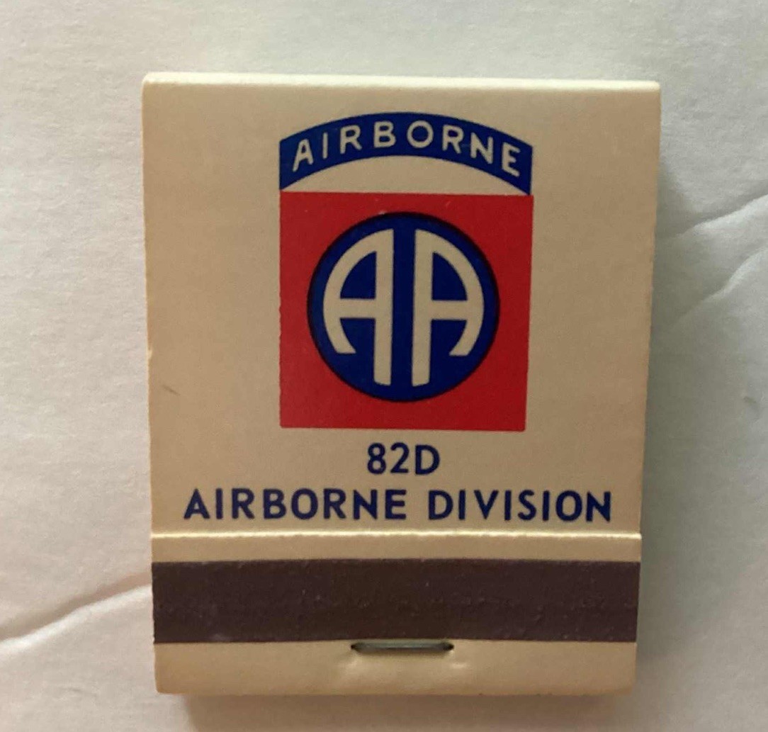 Original *Unstruck* WW2 Matchbook 82nd Airborne Division Ft. Bragg, ONE ONLY