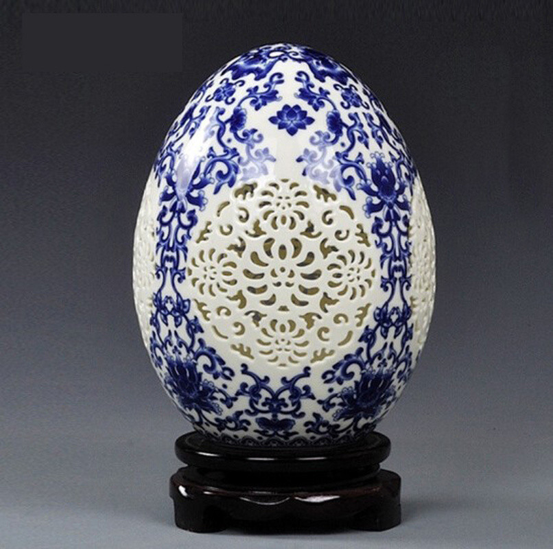 20cm Chinese Traditional Porcelain Openwork Egg Shape Vase Home Decor Crafts 20cm Chinese Traditional Porcelain Openwork Egg Shape Vase Home Decor Crafts