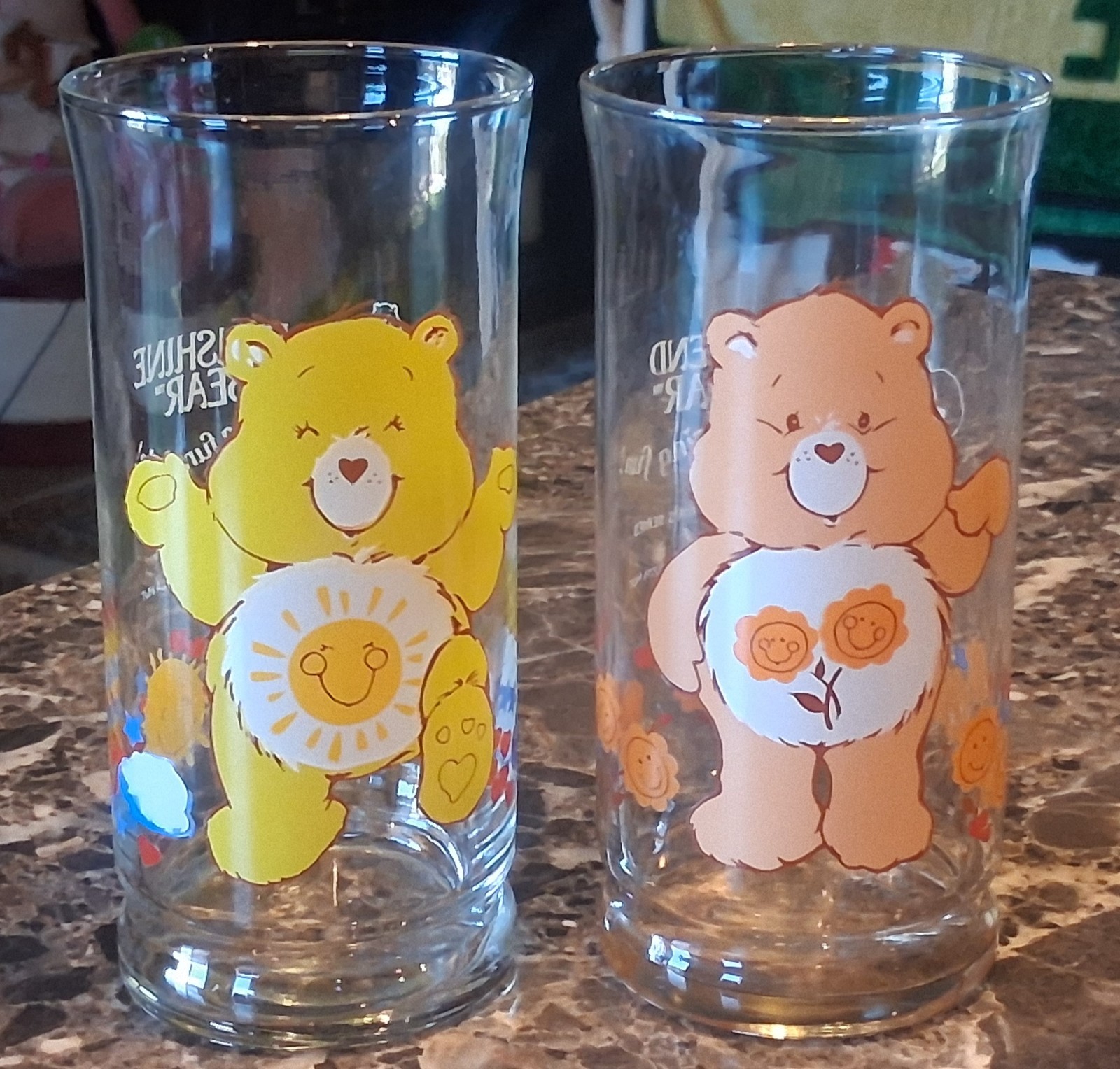 (2) NEW Vintage 1983 Care Bears Friend & Funshine Bear Pizza Hut Series Glass (2) NEW Vintage 1983 Care Bears Friend & Funshine Bear Pizza Hut Series Glass
