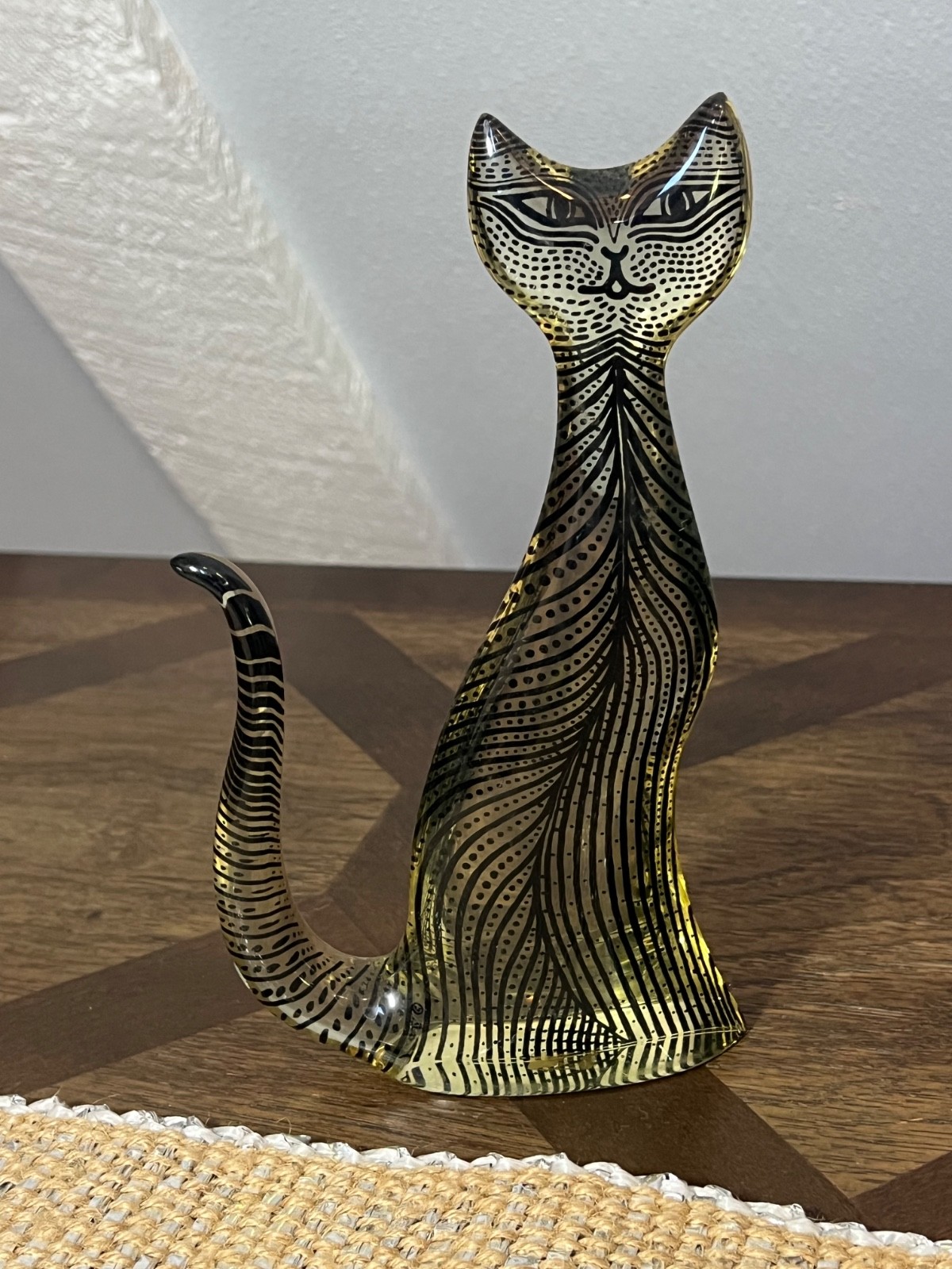 Rare Brazilian MCM Abraham Palatnik Lucite Cat Raised Tail Signed 8” Rare Brazilian MCM Abraham Palatnik Lucite Cat Raised Tail Signed 8”
