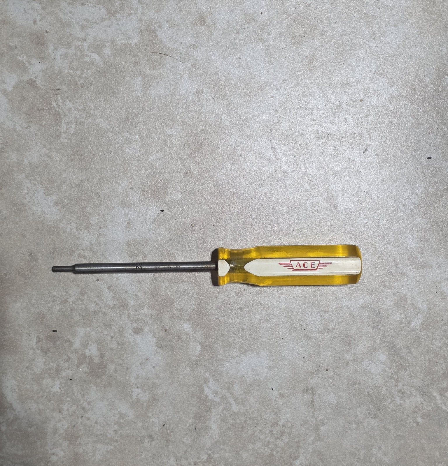 Vintage ACE Hardware #20562 Clutch / Butterfly Screwdriver 5/32\