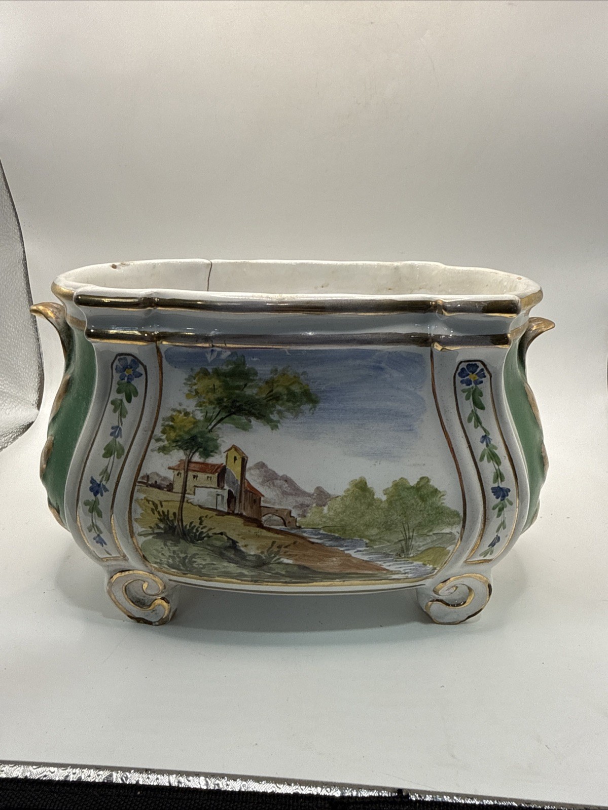 Vintage Italy Hand Painted Ceramic Footed Cachepot Planter Landscape Scene * Vintage Italy Hand Painted Ceramic Footed Cachepot Planter Landscape Scene *