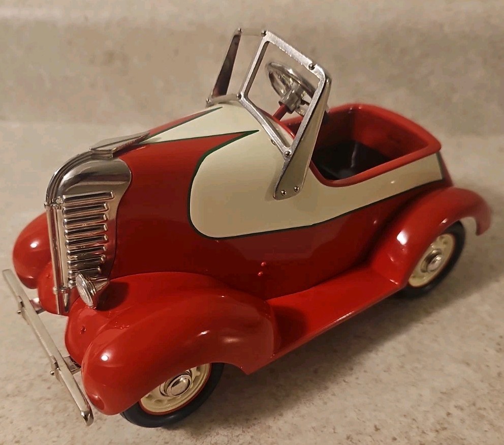 1997 VTG Hlmrk Kid Car Cls 1939 GARTN Lincoln Zephyr Lux Ed (5,196  of 24,500)