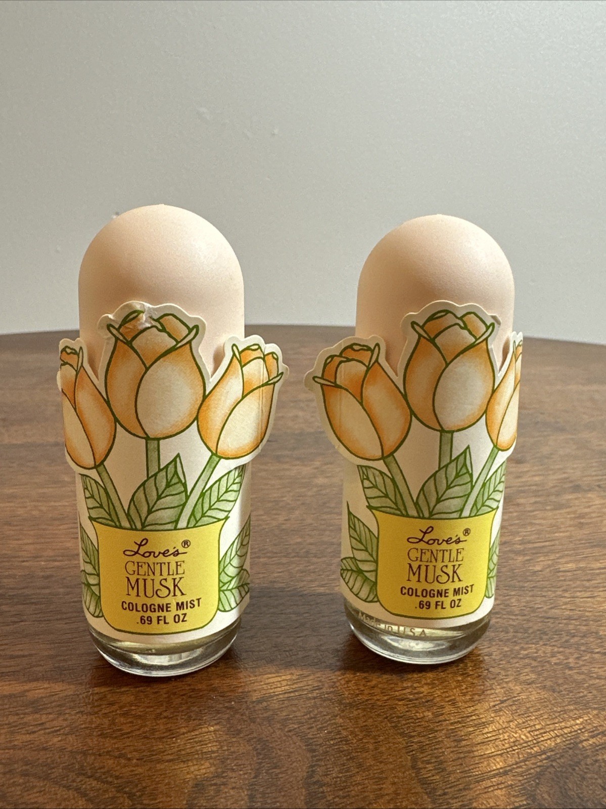 New Vtg Love’s Gentle Musk Cologne Mist Spray 2x  .69 Oz