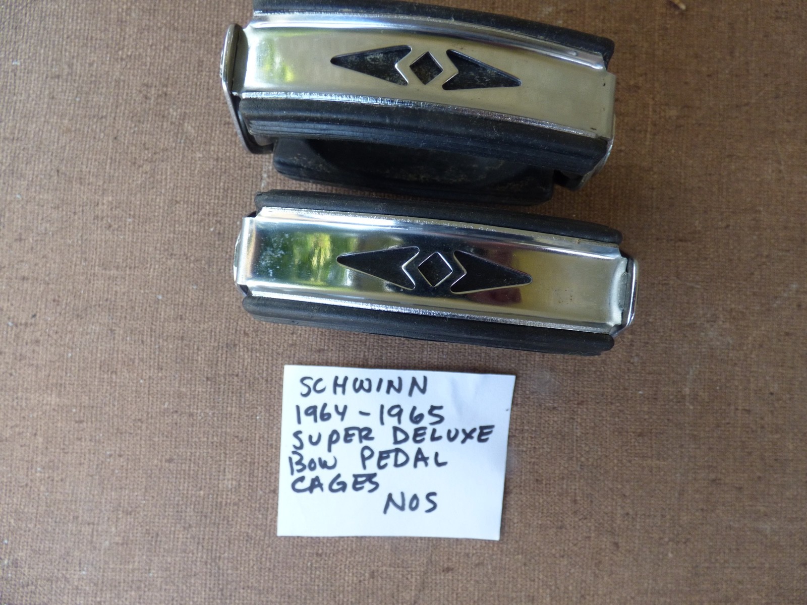 Schwinn 1964 1965 Super Deluxe Large Cap Bow Pedal Cages **NOS**