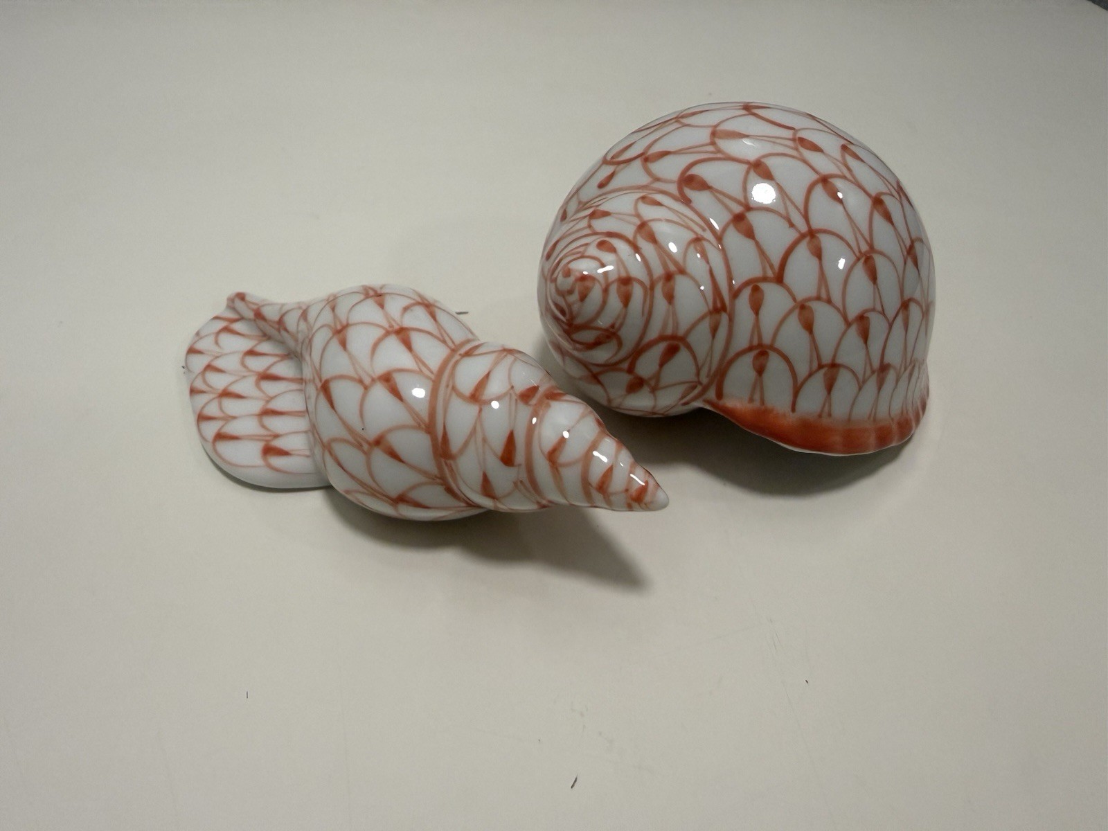 Vintage Andrea by Sadek Coral White Fishnet Porcelain Seashells Set of 2