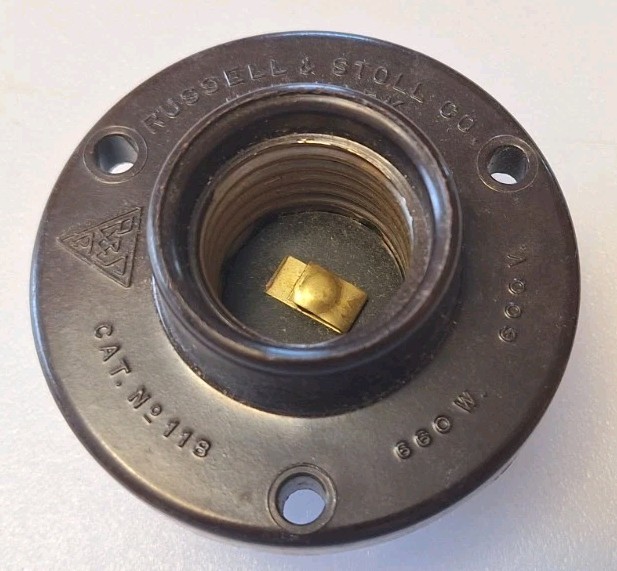 Vintage Russell & Stoll R&S Co NY Bakelite Lamp Socket Insert Cat No 118 Vintage Russell & Stoll R&S Co NY Bakelite Lamp Socket Insert Cat No 118