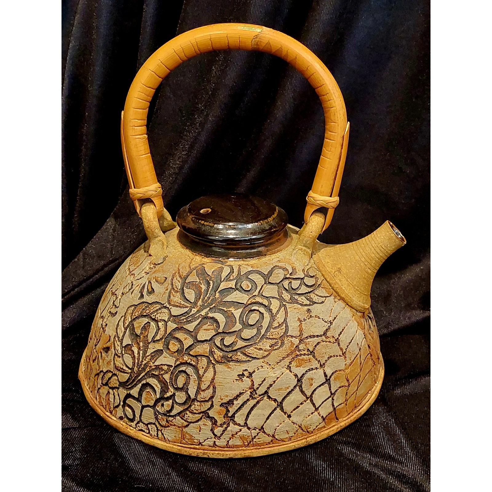 Vintage Evelyn LaMers Handmade Stoneware Pottery Teapot w/Bamboo Handle