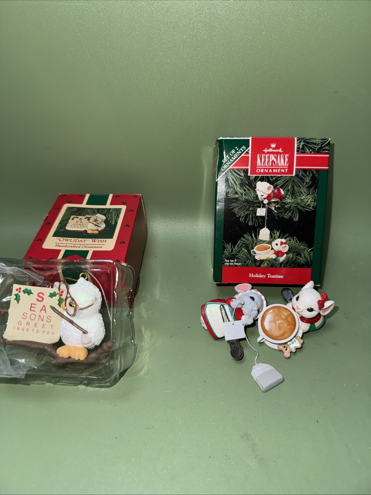 Hallmark  ornaments lot Set Of 2