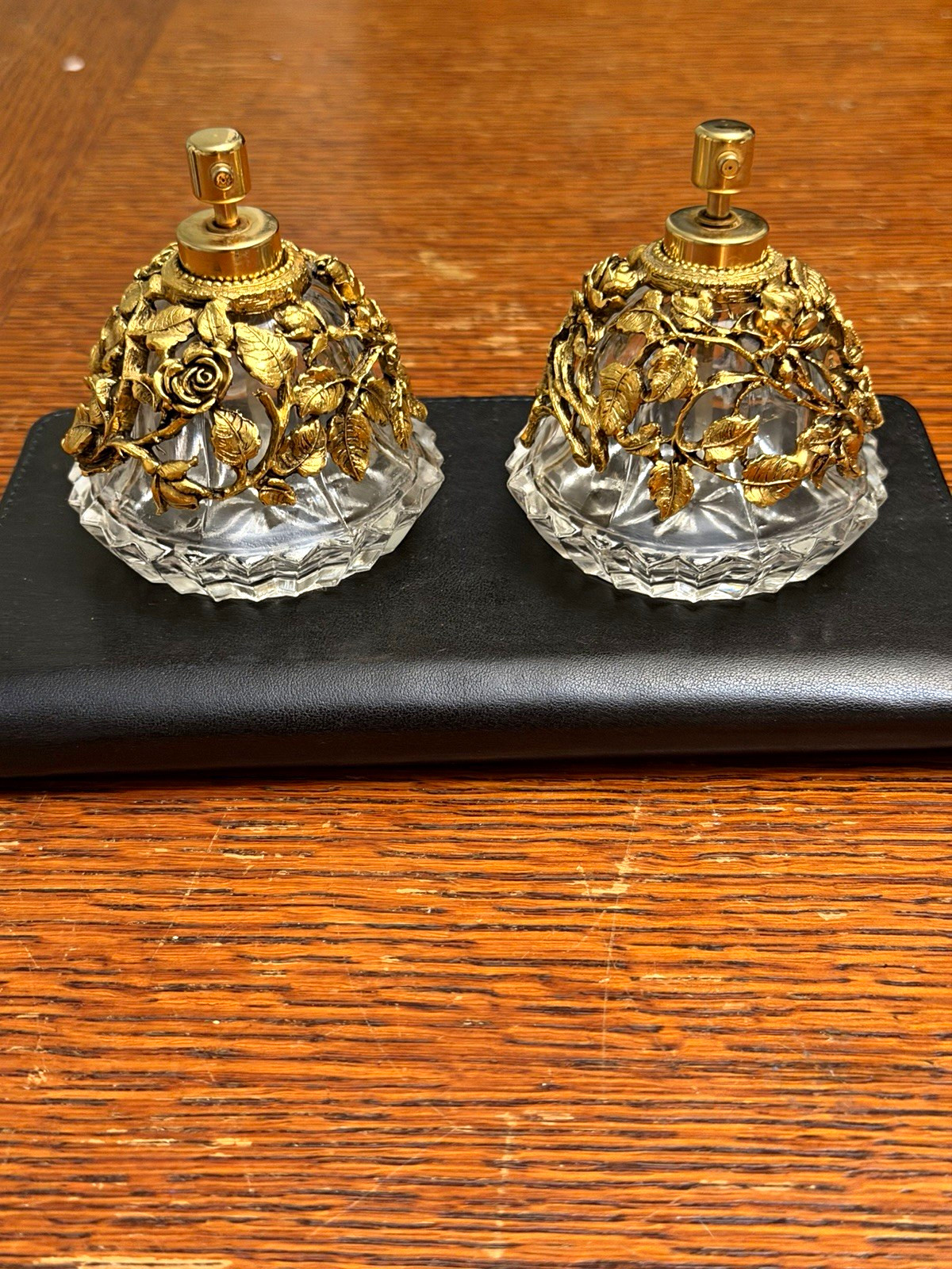 Vintage Hollywood Regency Gold Ormolu Perfume Bottles Matson Style Set Working.