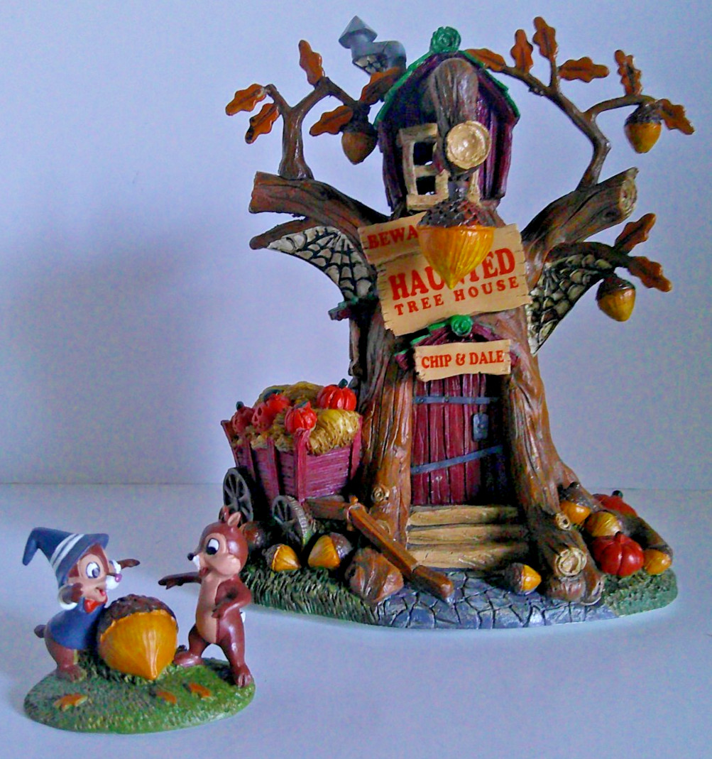 Hawthorne Village Disney Halloween Harvest Villa Chip & Dale's Haunted Treehouse Hawthorne Village Disney Halloween Harvest Villa Chip & Dale's Haunted Treehouse