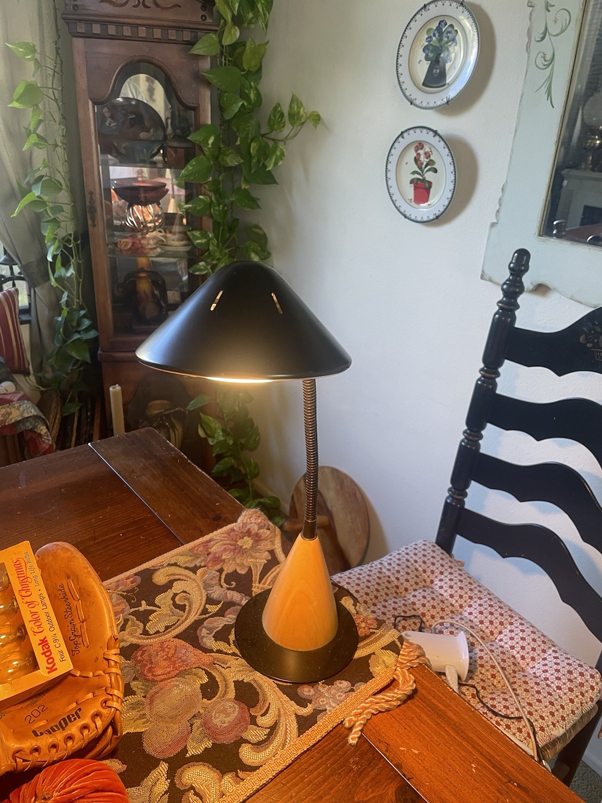 Vintage 1990\'s Art Deco Style UL Black Metal Atomic Mushroom Dome Desk Lamp Flex