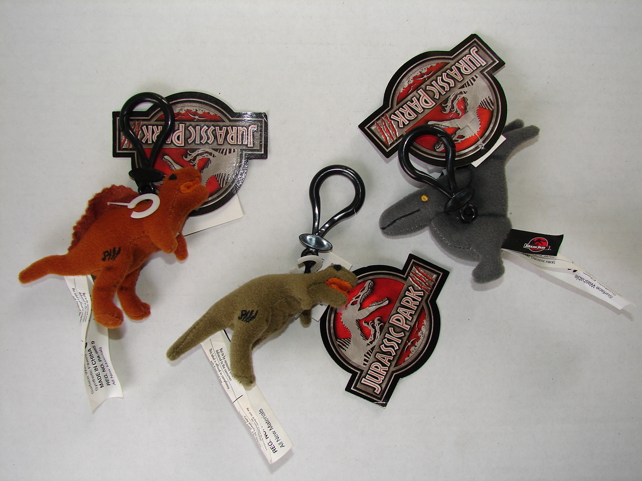 RARE Jurassic Park III 3 PLUSH KEYCHAIN SET TYRANNOSAURUS SPINOSAURUS PTERANODON