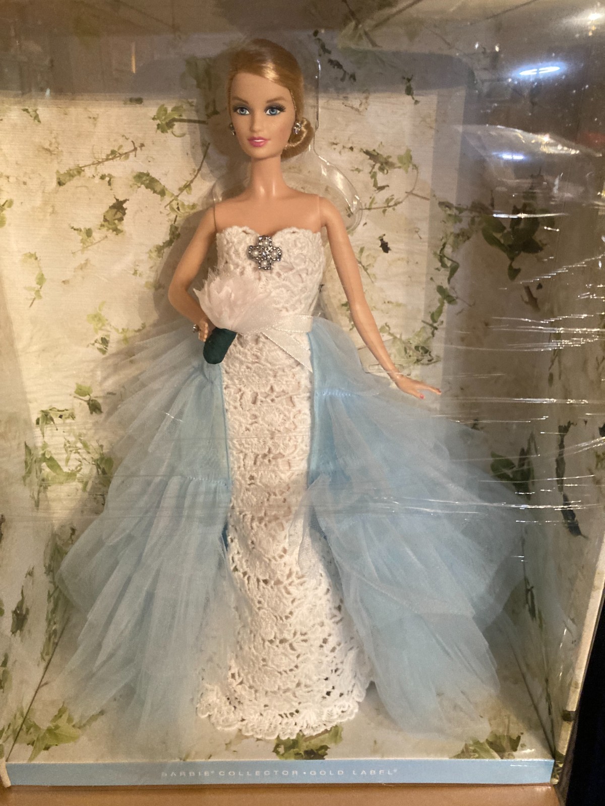 Barbie Doll Oscar De La Renta Gold Collector Bridal Dress Limited Edition