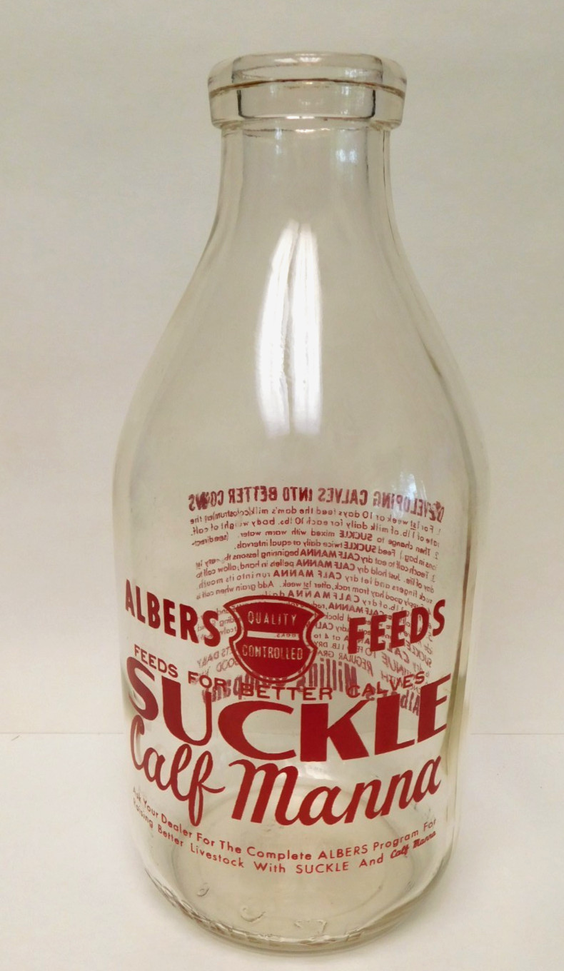 VINTAGE ALBERS FEEDS SUCKLE CALF MANNA 1/2 GALLON BOTTLE EXCELLENT CONDITION VINTAGE ALBERS FEEDS SUCKLE CALF MANNA 1/2 GALLON BOTTLE EXCELLENT CONDITION