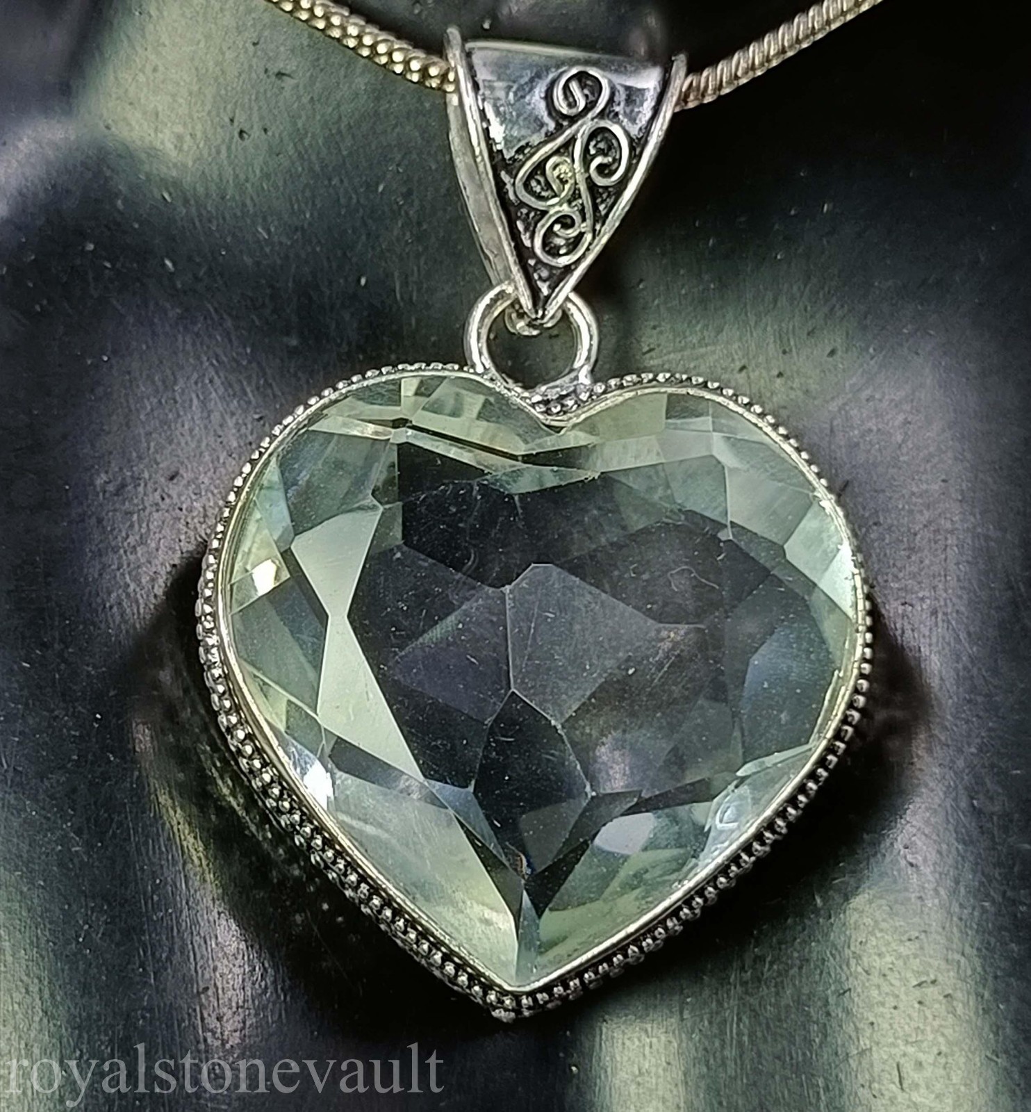 95.20Ct Natural White Sapphire Pendant 44x9mm Heart 925 Sterling Silver 5ANI