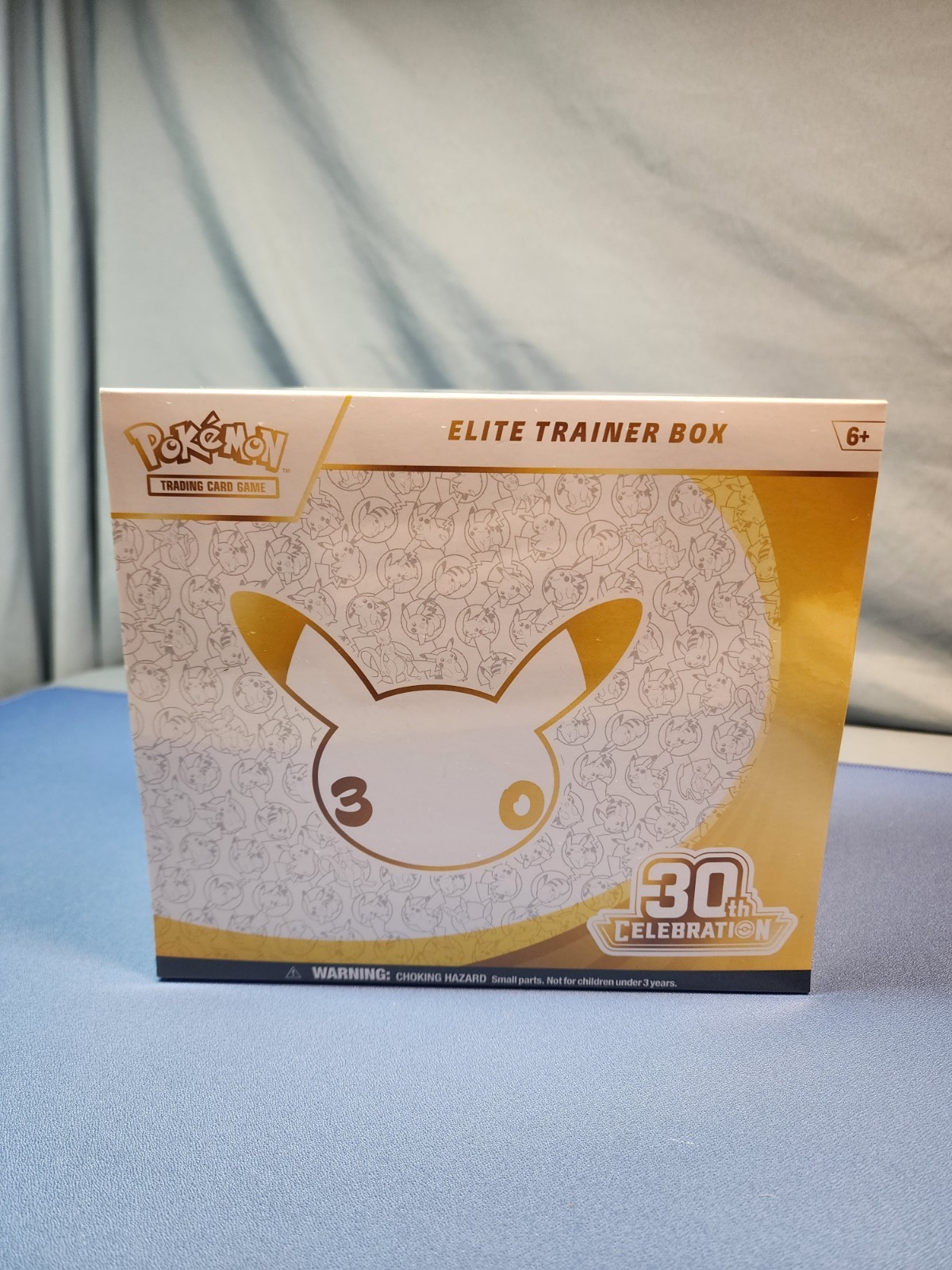Élite Trainer Box 30th Anniversary Pokemon Card Game-NEW SEALED-READY TO SHIP Élite Trainer Box 30th Anniversary Pokemon Card Game-NEW SEALED-READY TO SHIP