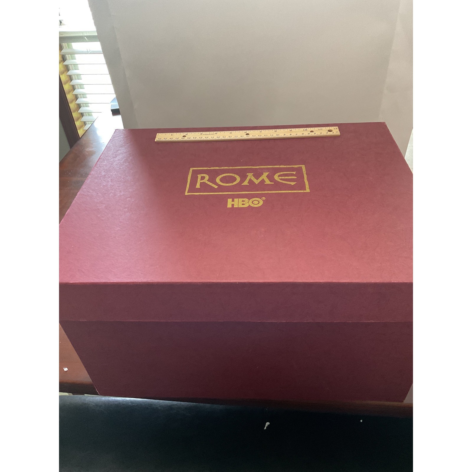 HBO Rome Series Promotional Decanter and Stemless Wine Glass Set with Gift Box HBO Rome Series Promotional Decanter and Stemless Wine Glass Set with Gift Box