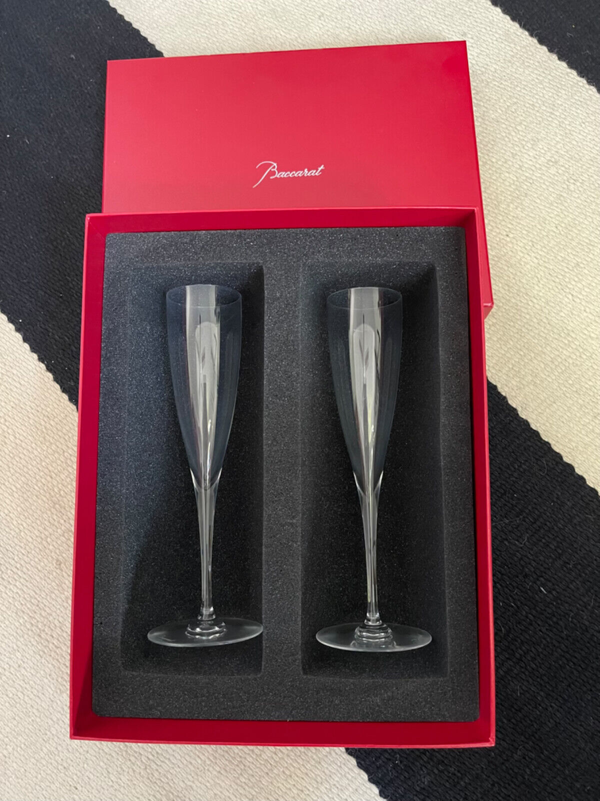 NEW in BOX FLAWLESS Exceptional BACCARAT DOM PÉRIGNON Crystal Pair FLUTES
