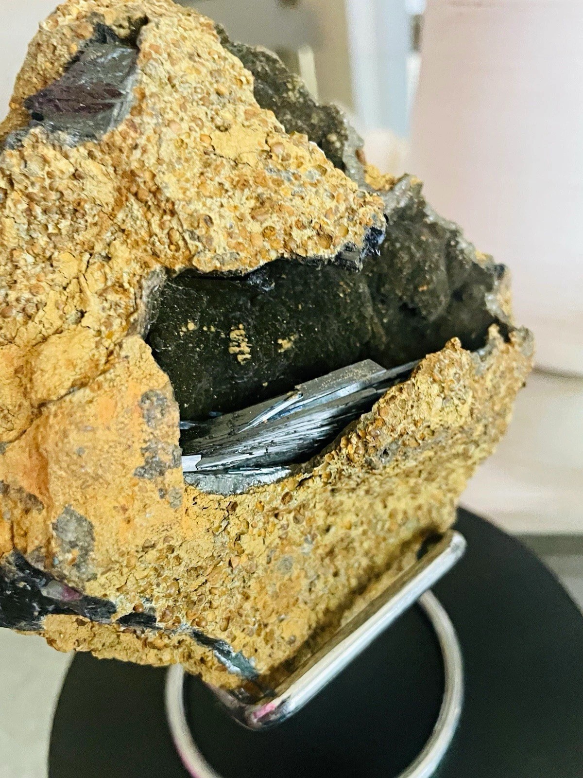 High quality Natural Vivianite (Corpse Crystal) specimen 555 grams
