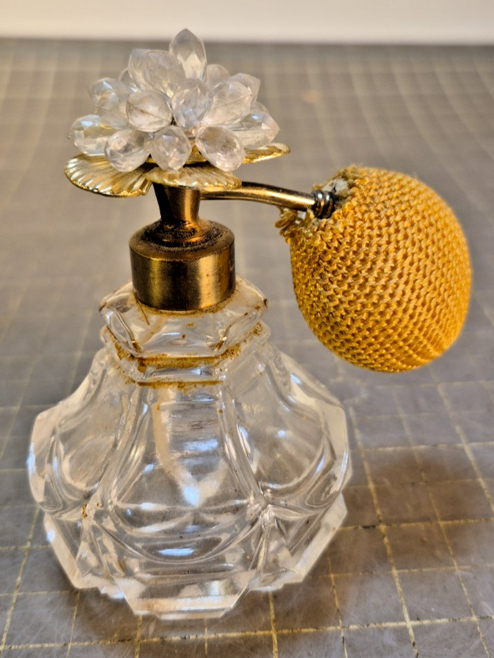 Vtg Pressed Glass Perfume Bottle Vtg Pressed Glass Perfume Bottle