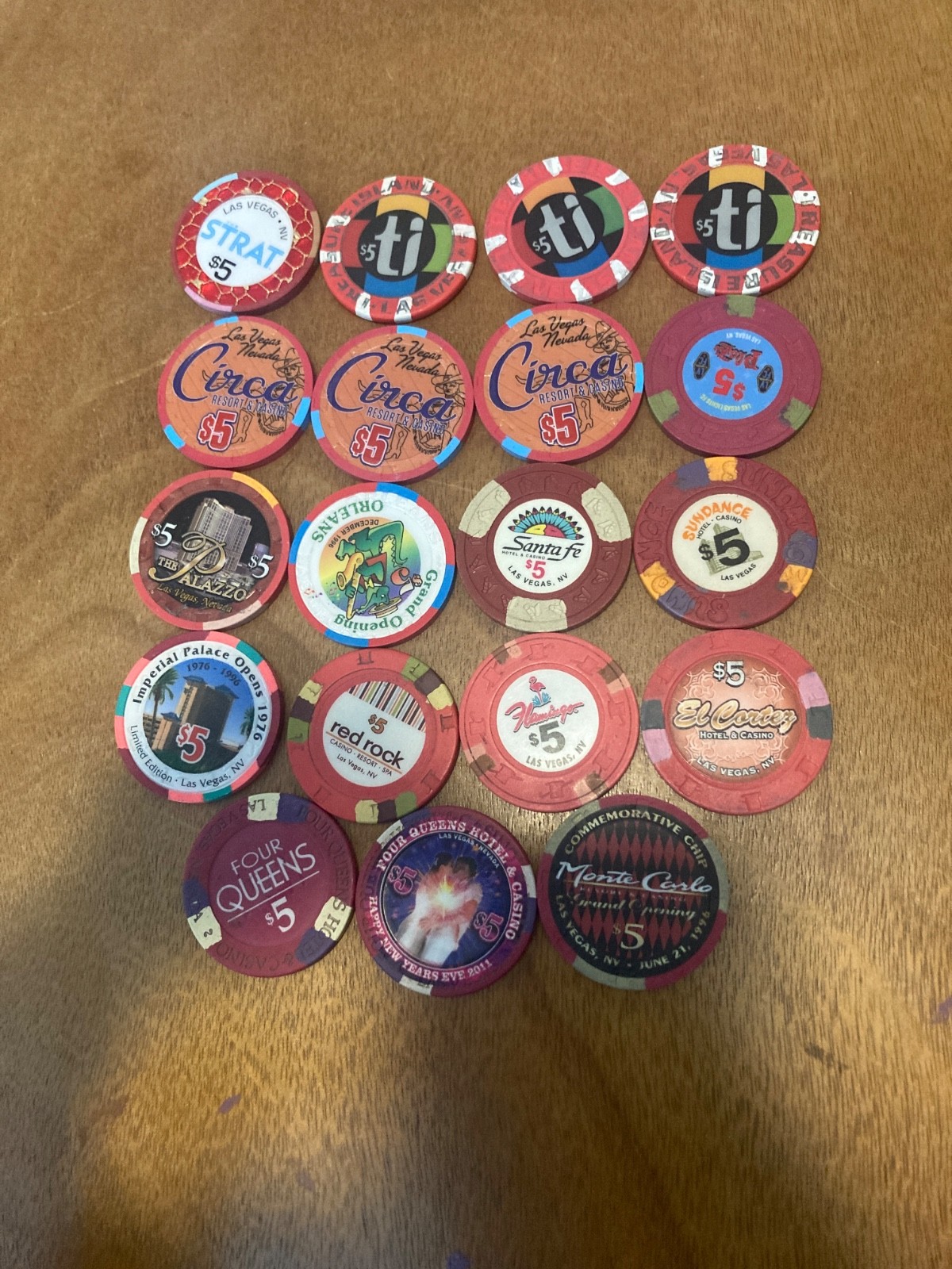 19 $5.00 LAS VEGAS CASINO CHIP LOT TI CIRCA RED ROCK FLAMINGO STRAT ALL $5.00 19 $5.00 LAS VEGAS CASINO CHIP LOT TI CIRCA RED ROCK FLAMINGO STRAT ALL $5.00
