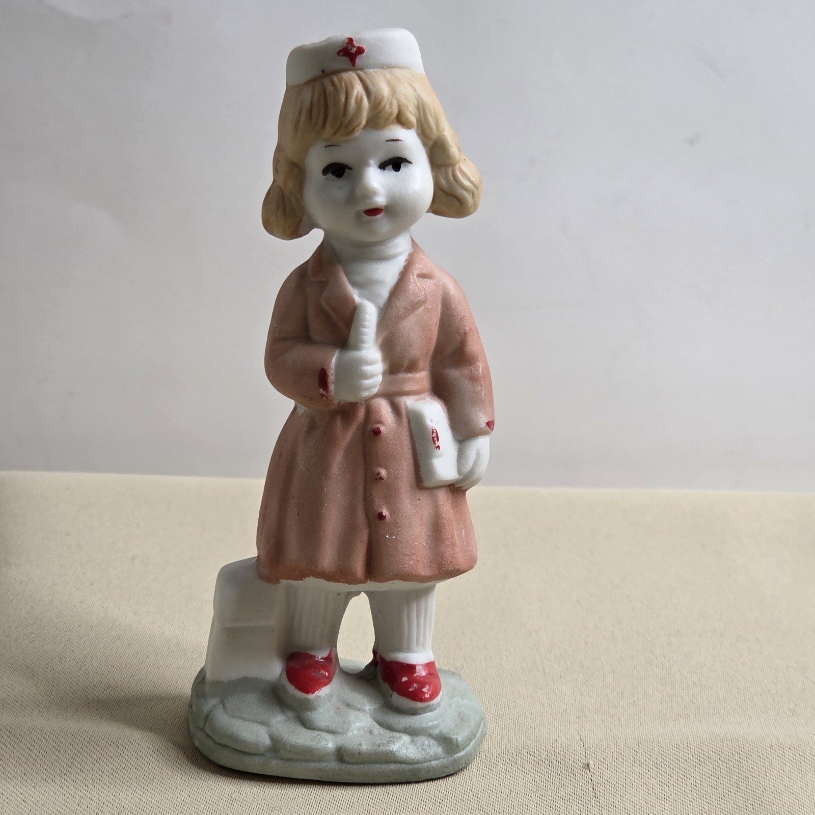 Coll/VTG: 1950s Red Cross Nurse Figurine Coll/VTG: 1950s Red Cross Nurse Figurine