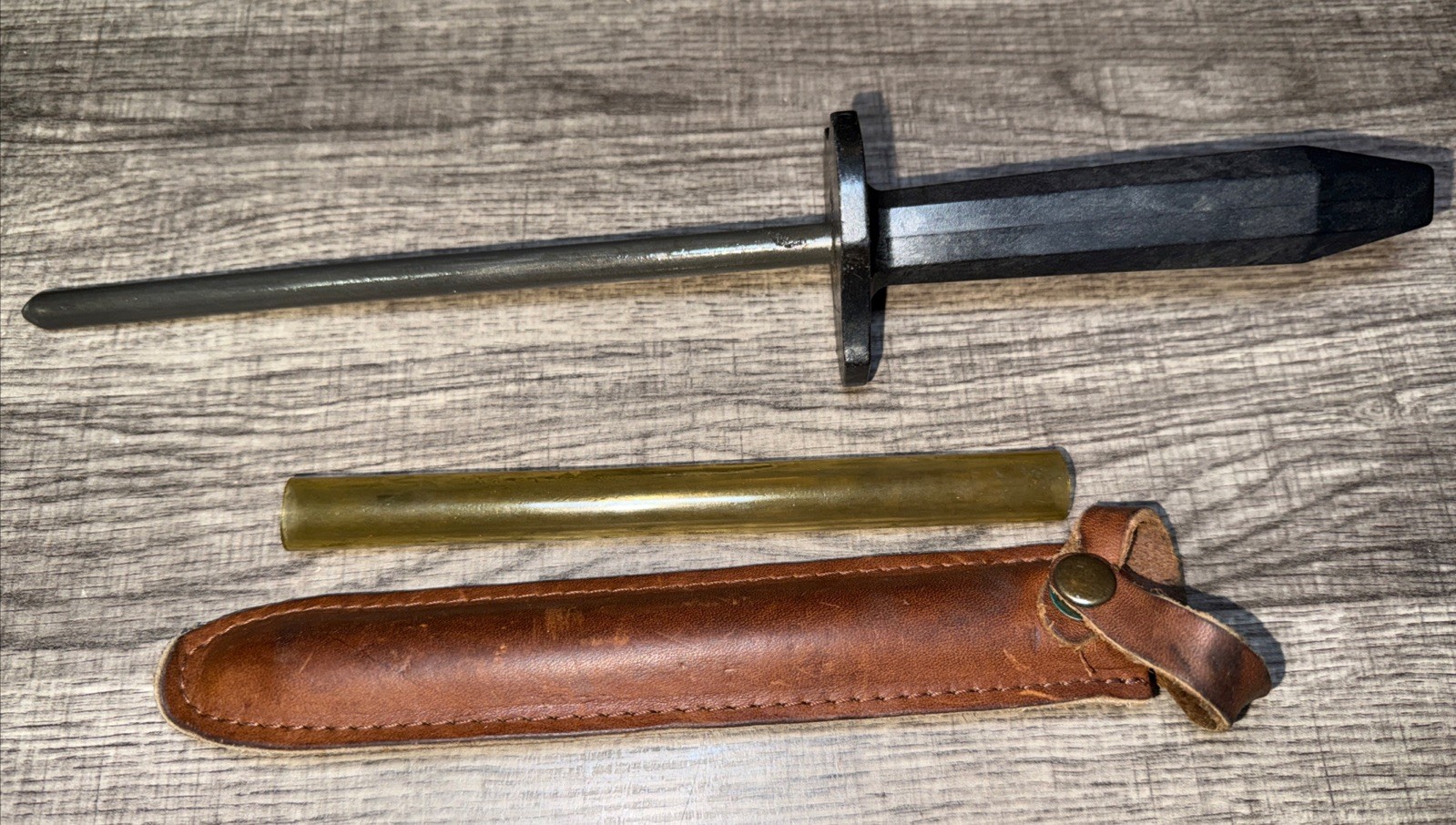 Vintage 3-piece EZE-LAP Diamond Round Knife Sharpener with Leather Snap Sheath