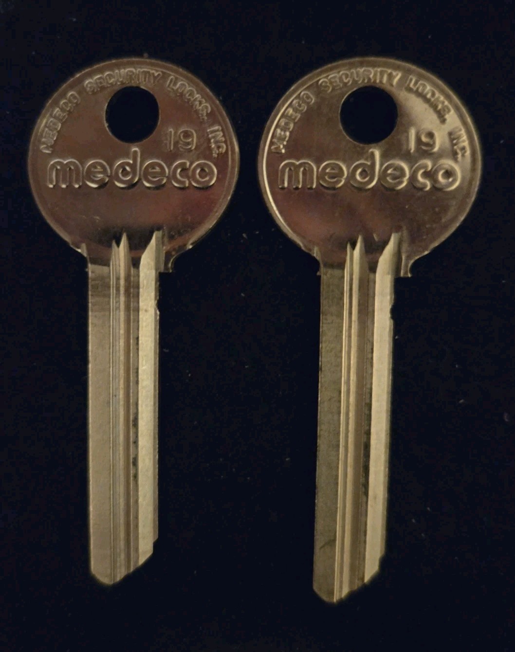 2 Medeco ORIGINAL 19 Key Blanks For MAXUM/KNOX 2 Medeco ORIGINAL 19 Key Blanks For MAXUM/KNOX