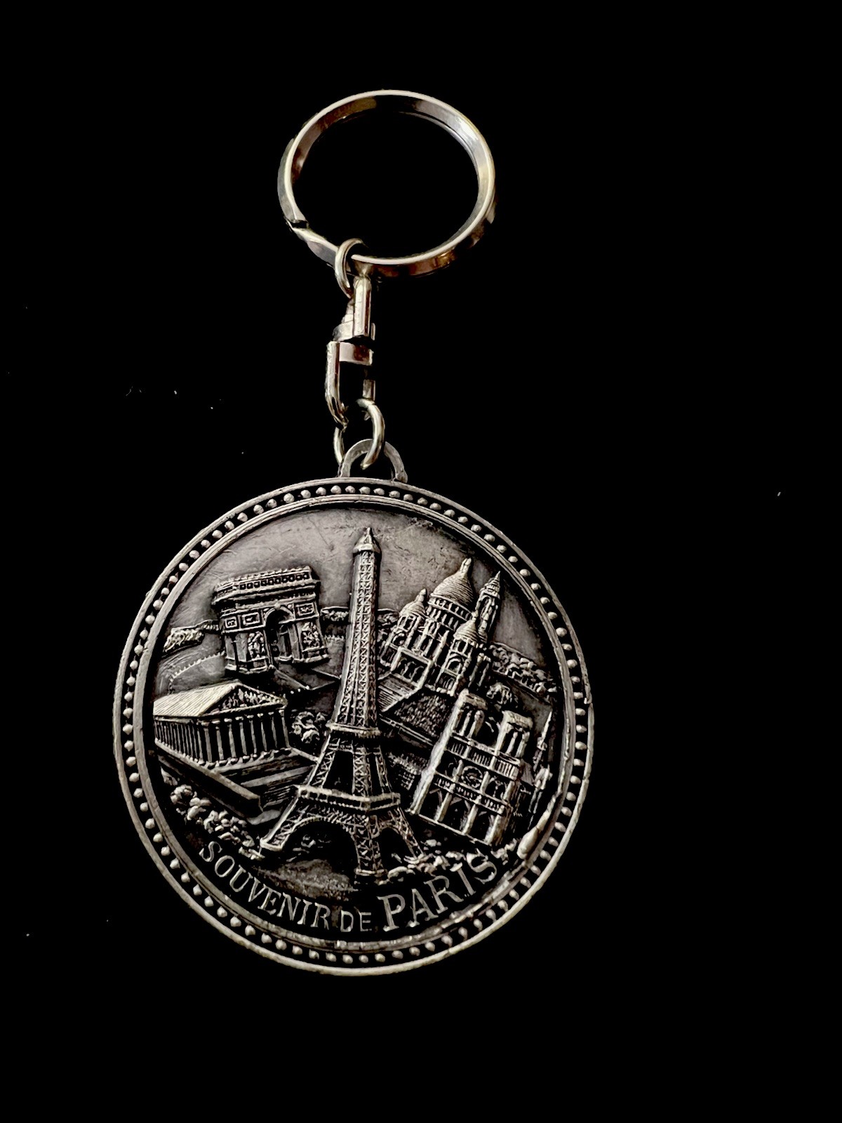 Vintage High Quality, Pewter Souvenir Of Paris Large Round Keychain 1769 - 1821 Vintage High Quality, Pewter Souvenir Of Paris Large Round Keychain 1769 - 1821