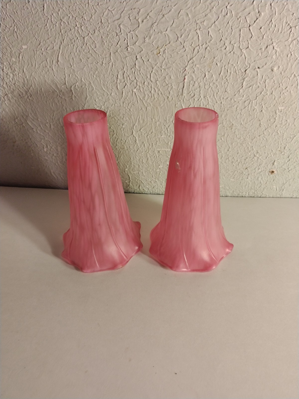 2 Vintage Lily Tulip Pink And White  Frosted Lamp Shades Trumpet Tiffany Style