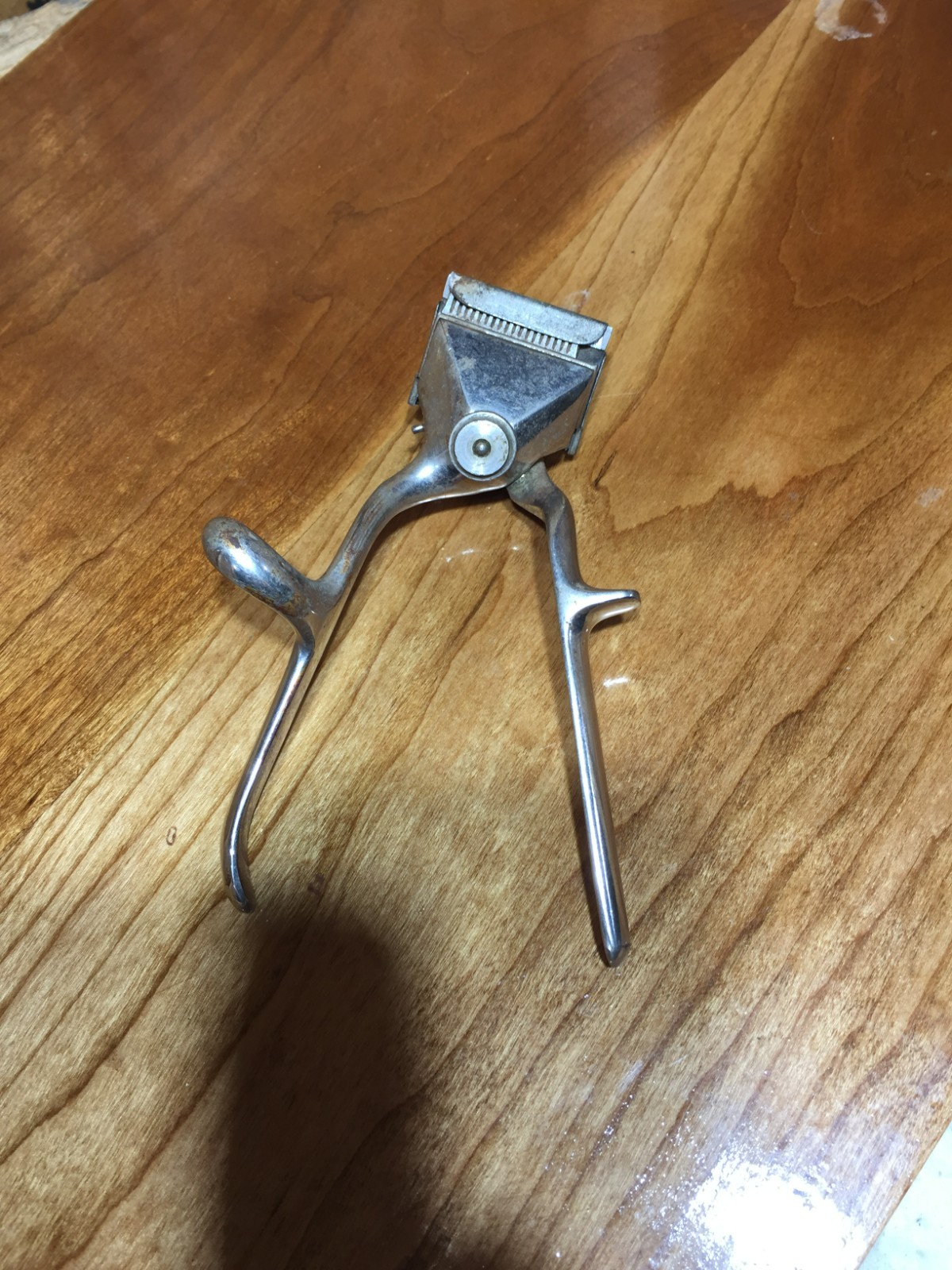 VTG Manual Hand-Operated Hair Clippers Hilton Ball Bearing Biker No 000 VTG Manual Hand-Operated Hair Clippers Hilton Ball Bearing Biker No 000