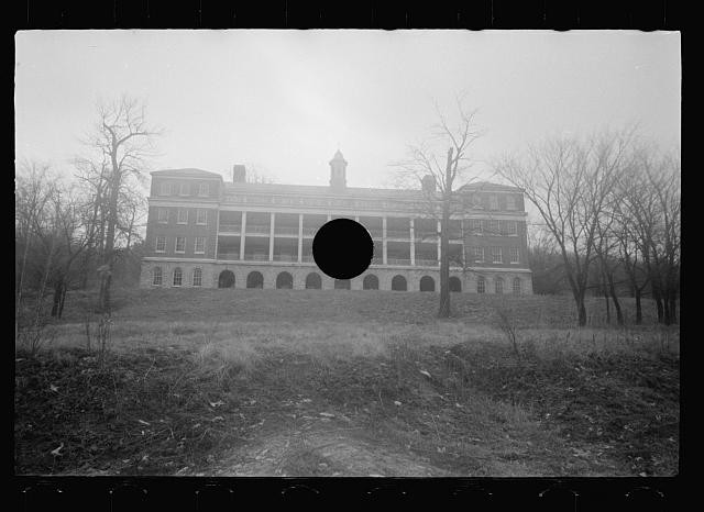 Photo:Mariemont Ohio Model House 1935 Mansion Historic Building