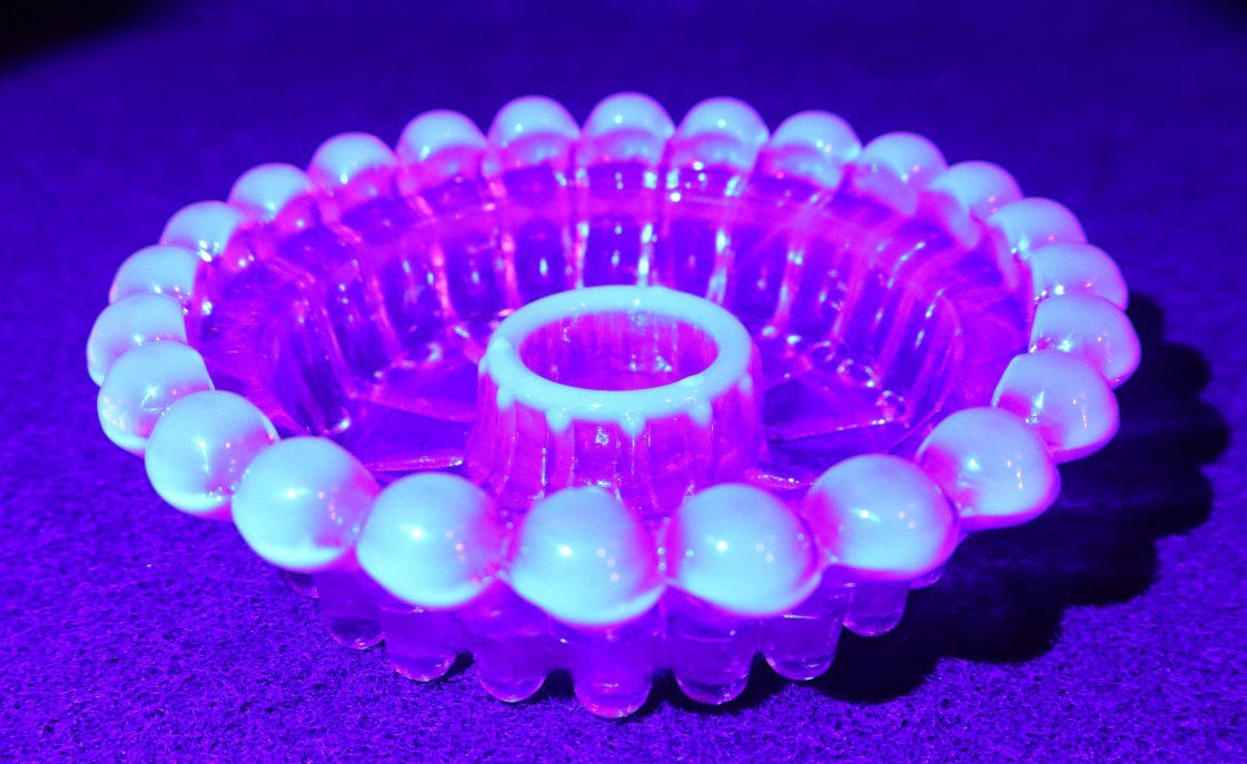 VTG 30s DEPRESSION Anchor Hocking PINK BOOPIE Glass Candle Holder UV GLOW PURPLE VTG 30s DEPRESSION Anchor Hocking PINK BOOPIE Glass Candle Holder UV GLOW PURPLE