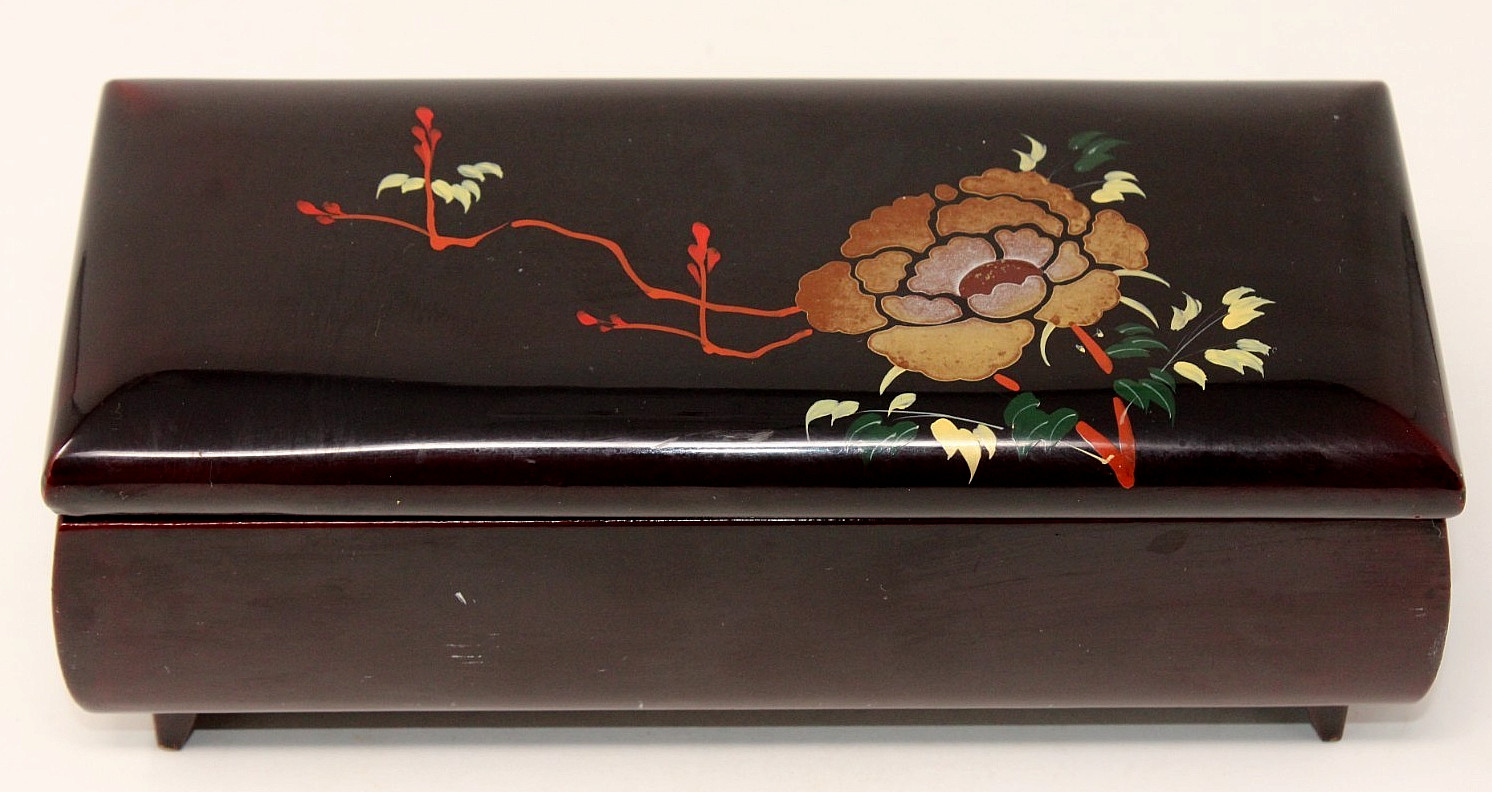 Vintage Lacquerware Musical Jewelry Box PRINCE JAPAN, Peony 7.5\