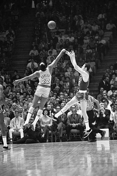 Los Angeles Lakers Elgin Baylor Boston Celtics John Havliceck seem- Old Photo Los Angeles Lakers Elgin Baylor Boston Celtics John Havliceck seem- Old Photo