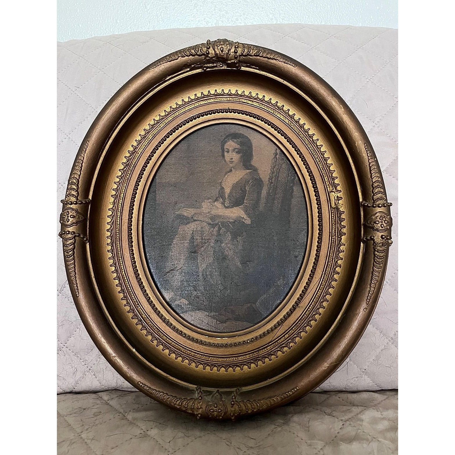 Antique Victorian Oval Gilt Gesso Frame with 'Household Devotion' Engraving, Sam Antique Victorian Oval Gilt Gesso Frame with 'Household Devotion' Engraving, Sam