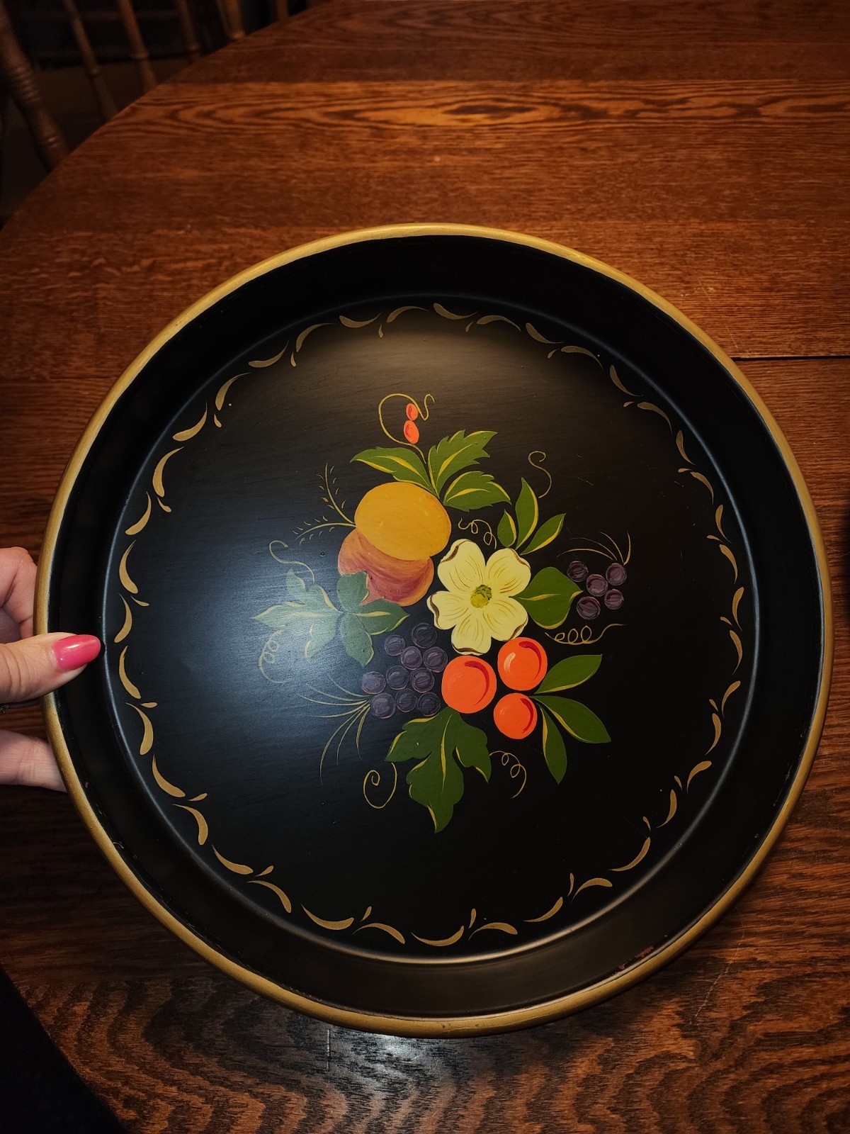 Vtg Set Of 2 Round  Tole Handpainted  Trays/ Wall decor