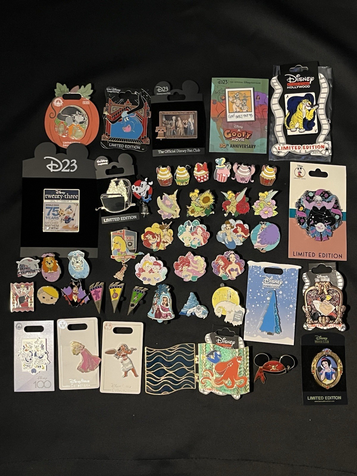 DISNEY 47 PIN LOT GREAT WDI HAUNTED DEC WREATH LITTLE MERMAID DSSH HALLOWEEN LE DISNEY 47 PIN LOT GREAT WDI HAUNTED DEC WREATH LITTLE MERMAID DSSH HALLOWEEN LE